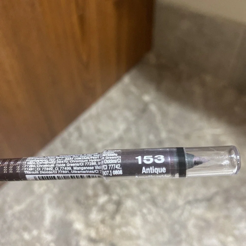 WET N WILD Eyeliner #153 Antique Amethyst  (Purple) New Sealed‎ Mega Chrome